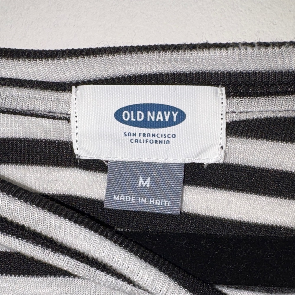 Old Navy Black and White Striped Long Sleeve Top - Picture 2 of 6